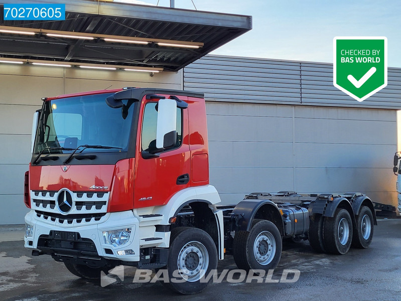 Mercedes-Benz Arocs 4843 8X4 NEW chassis RHD! Steel suspension Automatic Euro 6 - Camião chassi: foto 1 Mercedes-Benz Arocs 4843 8X4 NEW chassis RHD! Steel suspension Automatic Euro 6 - Camião chassi: foto 1