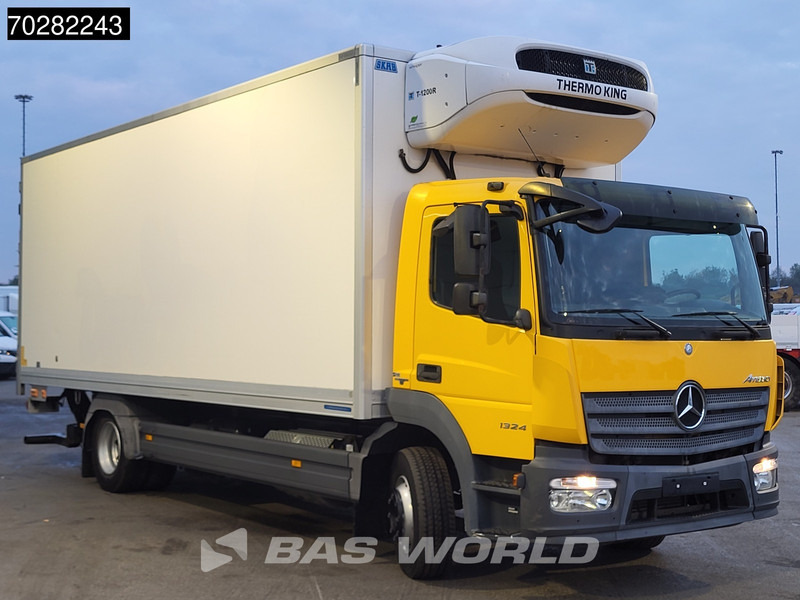 Mercedes-Benz Atego 1324 Atego 4X2 13.5tonner Thermo-King T-1200R 1500kg Ladebordwand Euro 6 - Camião frigorífico: foto 3 Mercedes-Benz Atego 1324 Atego 4X2 13.5tonner Thermo-King T-1200R 1500kg Ladebordwand Euro 6 - Camião frigorífico: foto 3