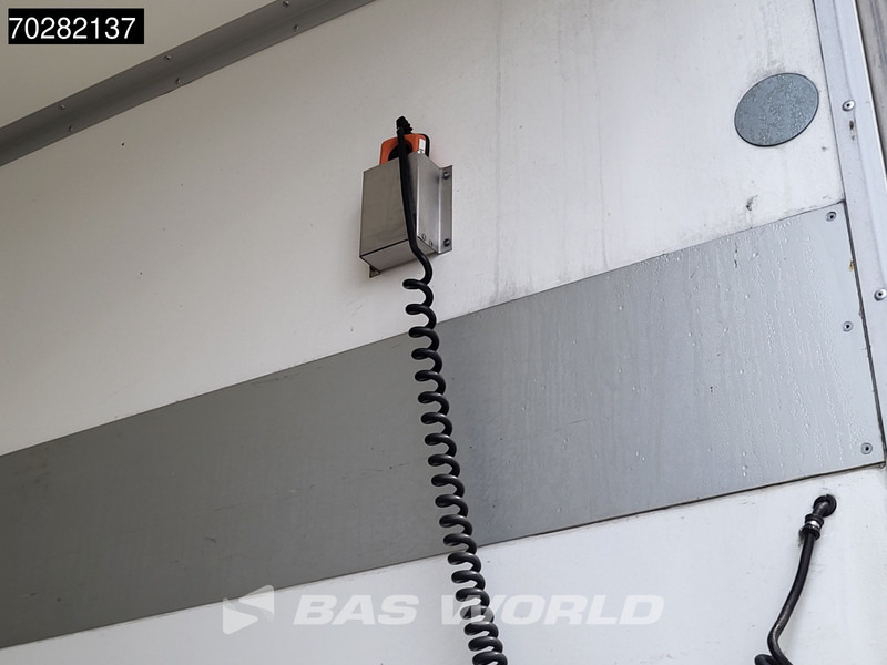 Camião frigorífico Mercedes-Benz Atego 1524 Atego 4X2 16t Thermo King T1200-R 1500kg Zepro tailgate Euro 6: foto 7 Camião frigorífico Mercedes-Benz Atego 1524 Atego 4X2 16t Thermo King T1200-R 1500kg Zepro tailgate Euro 6: foto 7