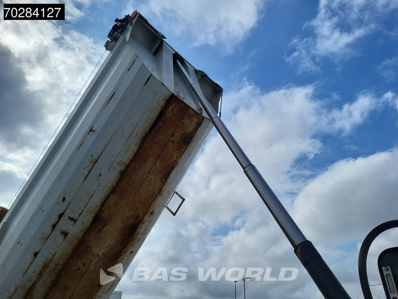 Renault Kerax 480 8X4 15m3 Retarder Big-Axle Steelsuspension Euro 5 - Camião basculante: foto 3 Renault Kerax 480 8X4 15m3 Retarder Big-Axle Steelsuspension Euro 5 - Camião basculante: foto 3