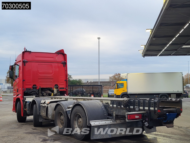 Scania R650 R 8X4 8x4 chassis Big-Axle Retarder Semi Automatic Euro 6 - Camião chassi: foto 2 Scania R650 R 8X4 8x4 chassis Big-Axle Retarder Semi Automatic Euro 6 - Camião chassi: foto 2