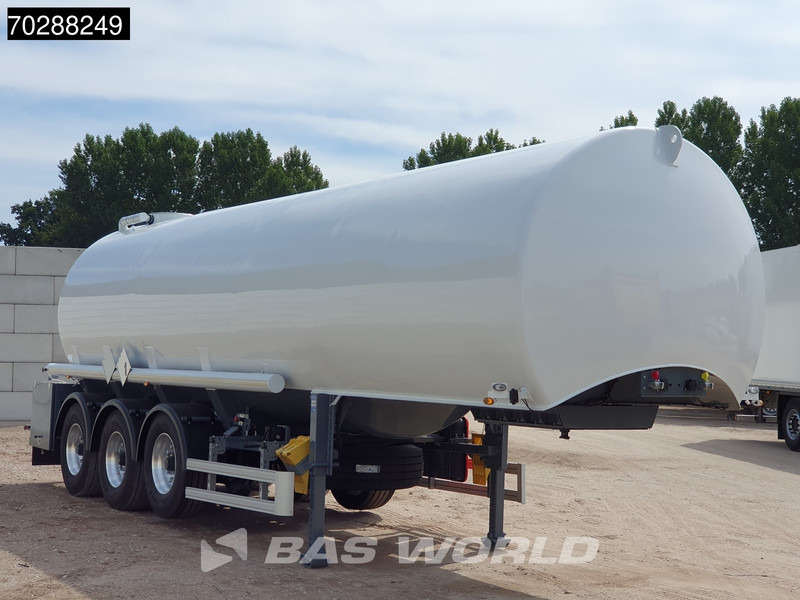 Tanker Solutions CLP-36/1 New! 36.000 L Fuel Tank Liftachse - Semi-reboque cisterna: foto 3 Tanker Solutions CLP-36/1 New! 36.000 L Fuel Tank Liftachse - Semi-reboque cisterna: foto 3