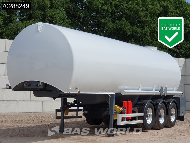 Tanker Solutions CLP-36/1 New! 36.000 L Fuel Tank Liftachse - Semi-reboque cisterna: foto 1 Tanker Solutions CLP-36/1 New! 36.000 L Fuel Tank Liftachse - Semi-reboque cisterna: foto 1
