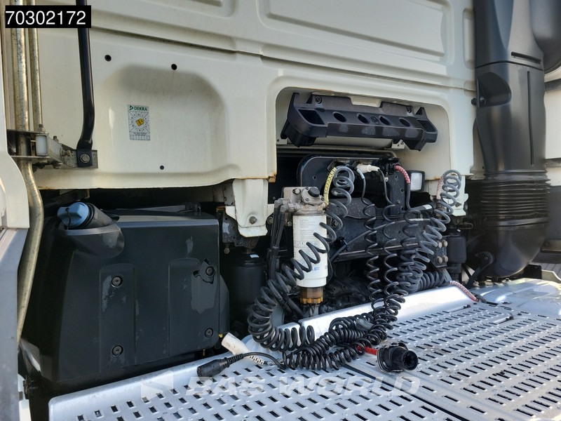 DAF XF 460 XF 4X2 NL-Truck SSC 2xTanks Standklima - Tractor: foto 5 DAF XF 460 XF 4X2 NL-Truck SSC 2xTanks Standklima - Tractor: foto 5