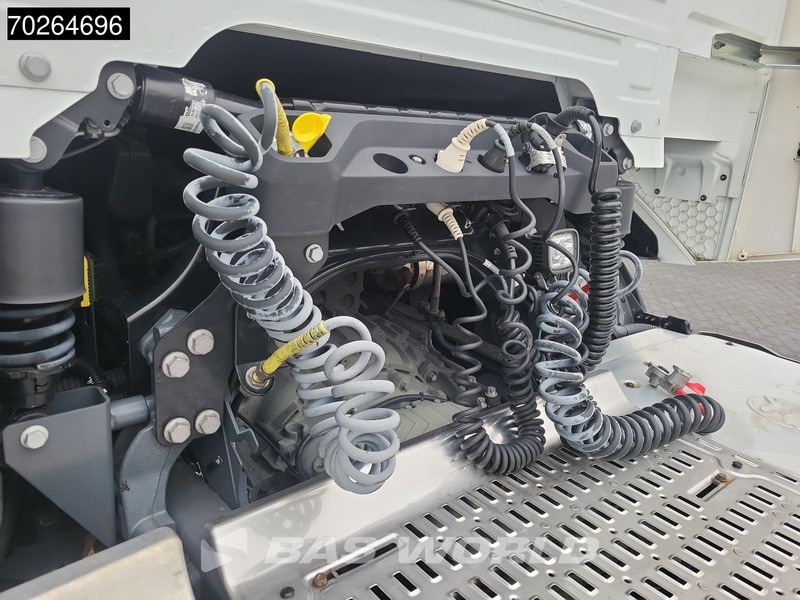 DAF XF 480 4X2 Mega 2x Tanks ACC LED Euro 6 - Tractor: foto 2 DAF XF 480 4X2 Mega 2x Tanks ACC LED Euro 6 - Tractor: foto 2