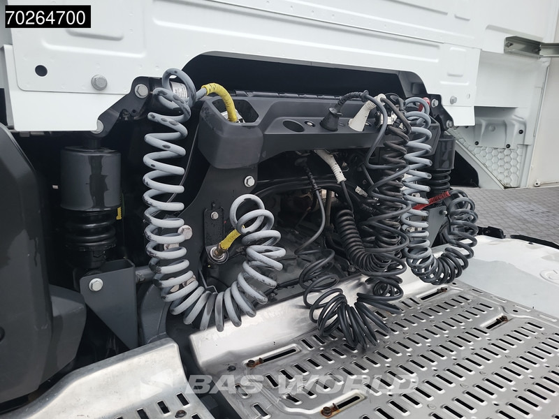 DAF XF 480 4X2 Mega 2xTanks ACC LED Euro 6 - Tractor: foto 2 DAF XF 480 4X2 Mega 2xTanks ACC LED Euro 6 - Tractor: foto 2