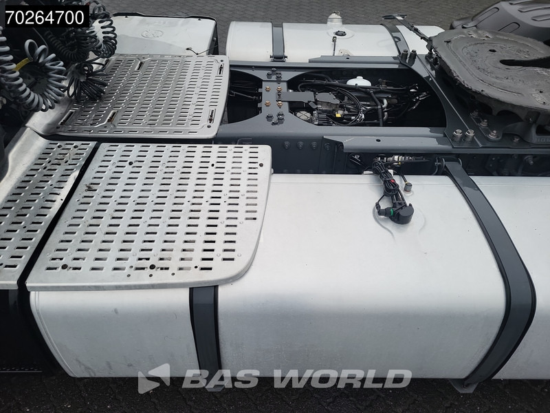 DAF XF 480 4X2 Mega 2xTanks ACC LED Euro 6 - Tractor: foto 5 DAF XF 480 4X2 Mega 2xTanks ACC LED Euro 6 - Tractor: foto 5