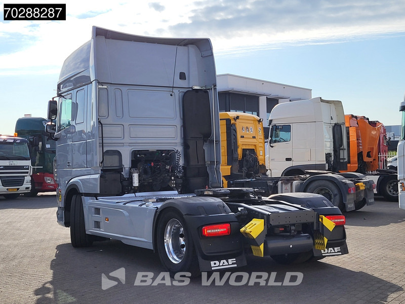 DAF XF 530 4X2 SSC ADR Standklima ACC 2x Tanks Navi Euro 6 - Tractor: foto 2 DAF XF 530 4X2 SSC ADR Standklima ACC 2x Tanks Navi Euro 6 - Tractor: foto 2