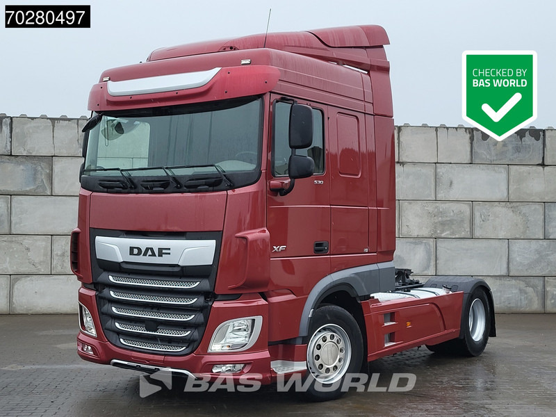 DAF XF 530 XF 4X2 Retarder ACC Standklima Euro 6 - Tractor: foto 1 DAF XF 530 XF 4X2 Retarder ACC Standklima Euro 6 - Tractor: foto 1