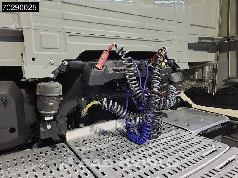 DAF XG+ 530 4X2 Retarder 2xTanks Standklima ACC LED Euro 6 - Tractor: foto 3 DAF XG+ 530 4X2 Retarder 2xTanks Standklima ACC LED Euro 6 - Tractor: foto 3