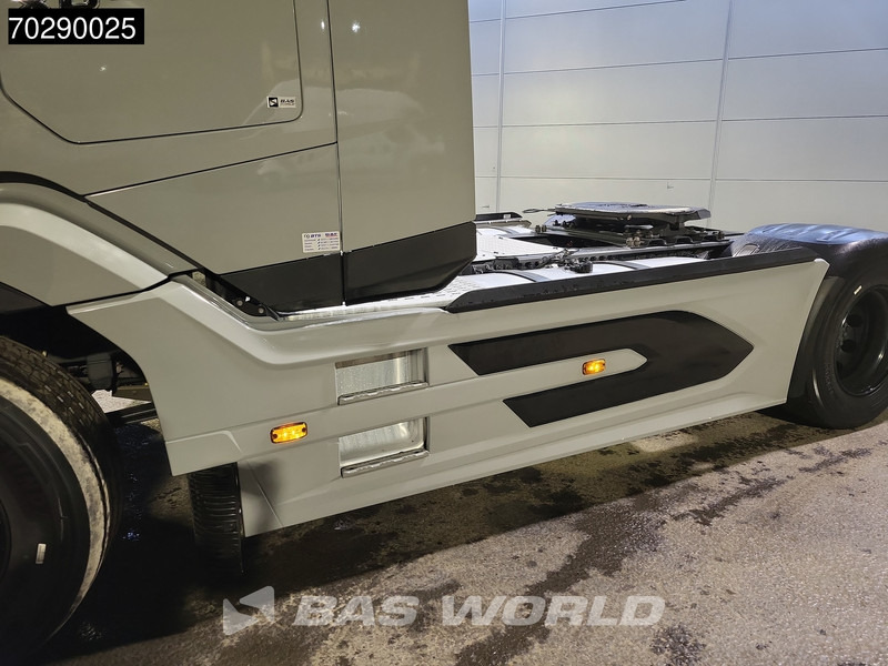 DAF XG+ 530 4X2 Retarder 2xTanks Standklima ACC LED Euro 6 - Tractor: foto 5 DAF XG+ 530 4X2 Retarder 2xTanks Standklima ACC LED Euro 6 - Tractor: foto 5