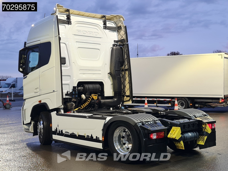 Ford F-Max 500 4X2 Retarder 2x Tanks Standklima Euro 6 - Tractor: foto 2 Ford F-Max 500 4X2 Retarder 2x Tanks Standklima Euro 6 - Tractor: foto 2