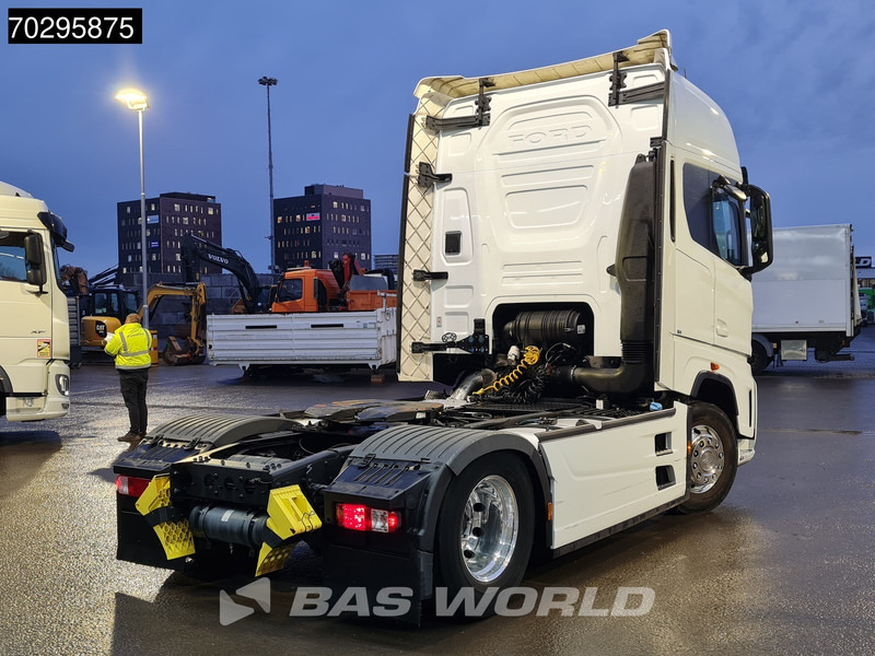 Ford F-Max 500 4X2 Retarder 2x Tanks Standklima Euro 6 - Tractor: foto 5 Ford F-Max 500 4X2 Retarder 2x Tanks Standklima Euro 6 - Tractor: foto 5