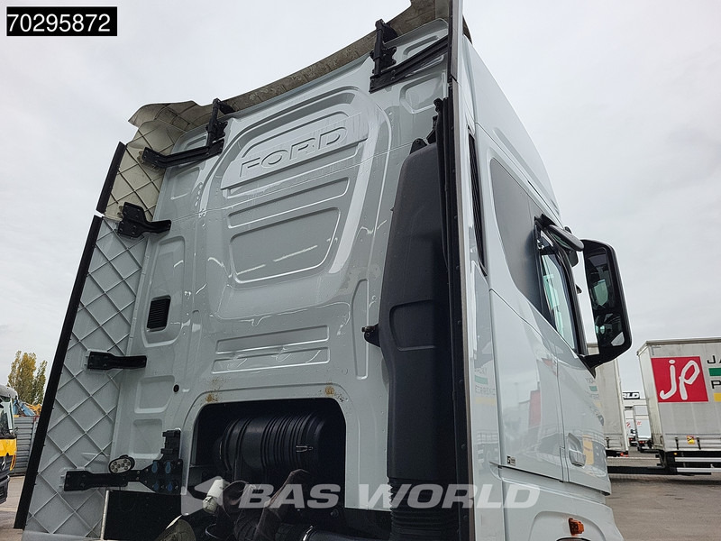 Ford F-Max 500 4X2 Retarder Standairco 2xTanks ACC LED Euro 6 - Tractor: foto 5 Ford F-Max 500 4X2 Retarder Standairco 2xTanks ACC LED Euro 6 - Tractor: foto 5