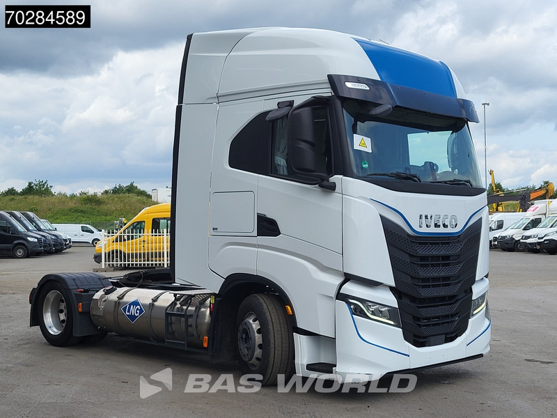 Iveco S-Way 460 4X2 LNG Mega Retarder 2x Tanks Navi - Tractor: foto 3 Iveco S-Way 460 4X2 LNG Mega Retarder 2x Tanks Navi - Tractor: foto 3