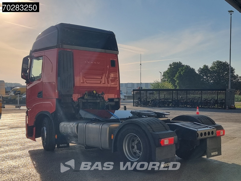 Iveco S-Way 490 4X2 DAMAGED! chassis bent 2x Tanks LED Navi Euro 6 - Tractor: foto 2 Iveco S-Way 490 4X2 DAMAGED! chassis bent 2x Tanks LED Navi Euro 6 - Tractor: foto 2