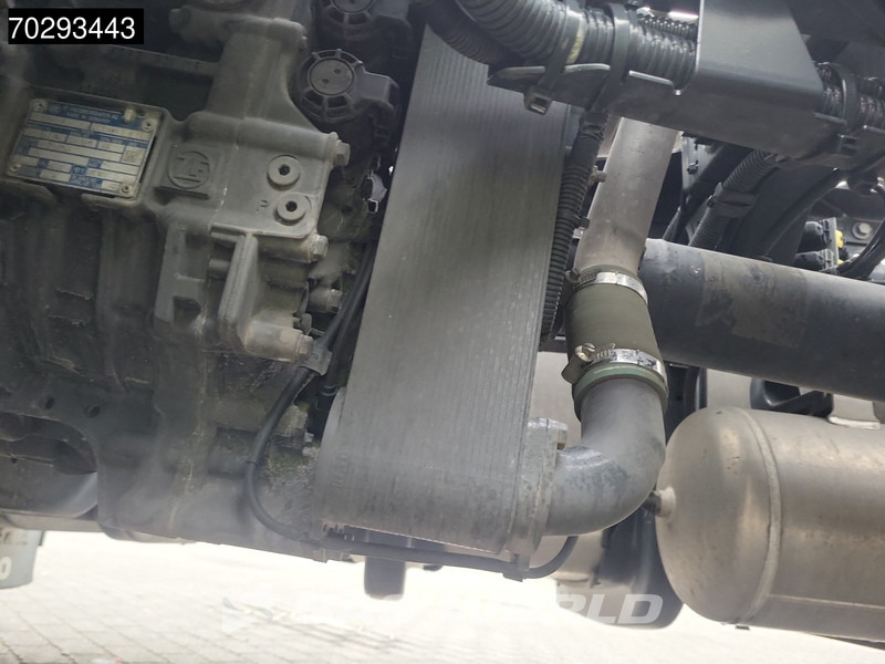 Iveco S-Way 490 4X2 Retarder Standairco 2xTanks ACC LED Navi Euro 6 - Tractor: foto 5 Iveco S-Way 490 4X2 Retarder Standairco 2xTanks ACC LED Navi Euro 6 - Tractor: foto 5