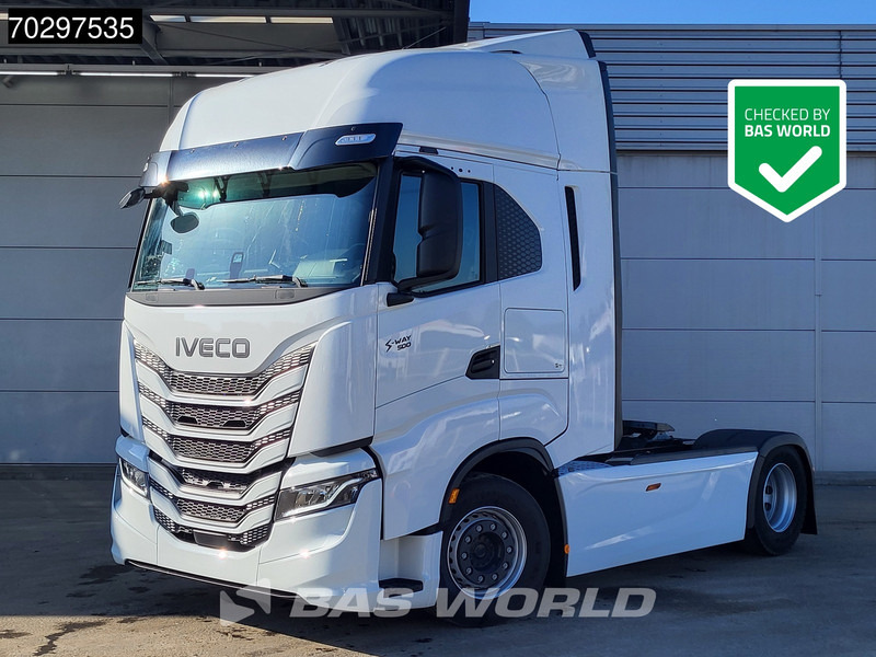 Iveco S-Way 500 4X2 NEW! 2xTanks Standklima ACC LED Euro 6 - Tractor: foto 1 Iveco S-Way 500 4X2 NEW! 2xTanks Standklima ACC LED Euro 6 - Tractor: foto 1