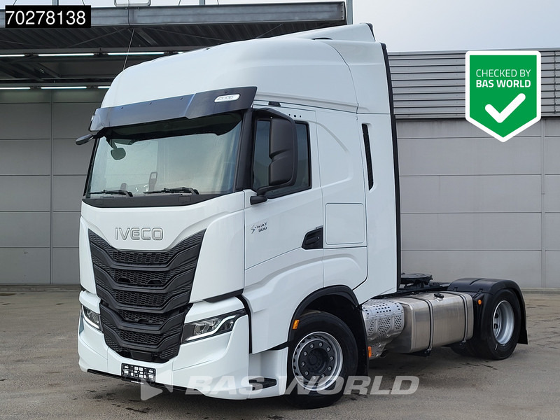 Iveco S-Way 500 4X2 NEW MY24! 2x Tanks Standklima ACC LED Euro 6 - Tractor: foto 1 Iveco S-Way 500 4X2 NEW MY24! 2x Tanks Standklima ACC LED Euro 6 - Tractor: foto 1