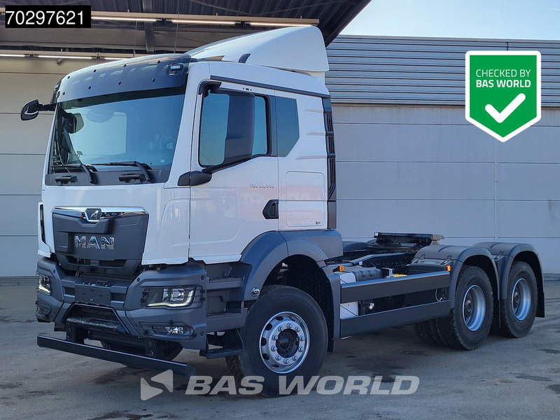 MAN TGS 33.440 6X4 NEW! Manual TN Euro2 Full-Steel Big-Axle Drumbrakes - Tractor: foto 1 MAN TGS 33.440 6X4 NEW! Manual TN Euro2 Full-Steel Big-Axle Drumbrakes - Tractor: foto 1