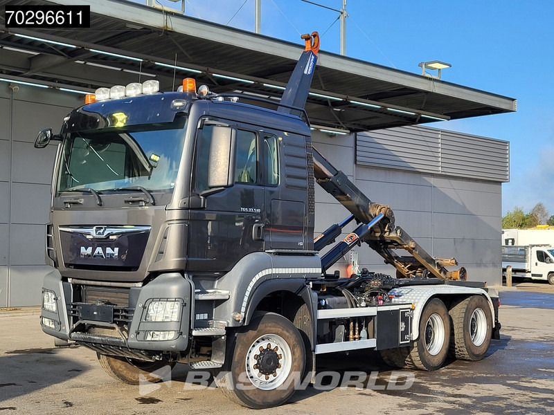 MAN TGS 33.510 TGS 6X6 Tractorhead + hooklift 20t AJK 5th wheel Wechselsystem Retarder Automatic - Tractor: foto 5 MAN TGS 33.510 TGS 6X6 Tractorhead + hooklift 20t AJK 5th wheel Wechselsystem Retarder Automatic - Tractor: foto 5