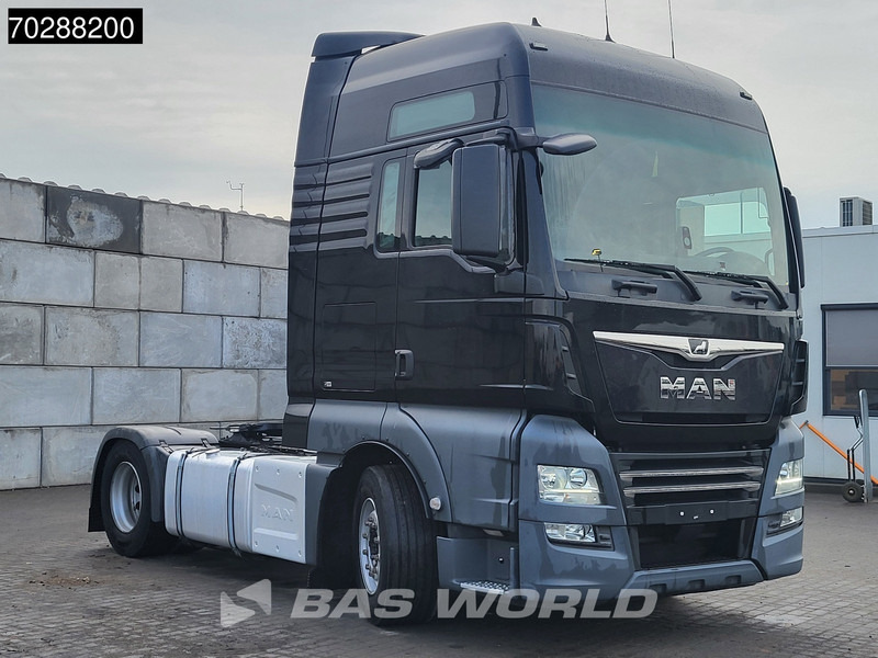MAN TGX 18.470 4X2 Retarder Standklima 2xTanks ACC Euro 6 - Tractor: foto 3 MAN TGX 18.470 4X2 Retarder Standklima 2xTanks ACC Euro 6 - Tractor: foto 3