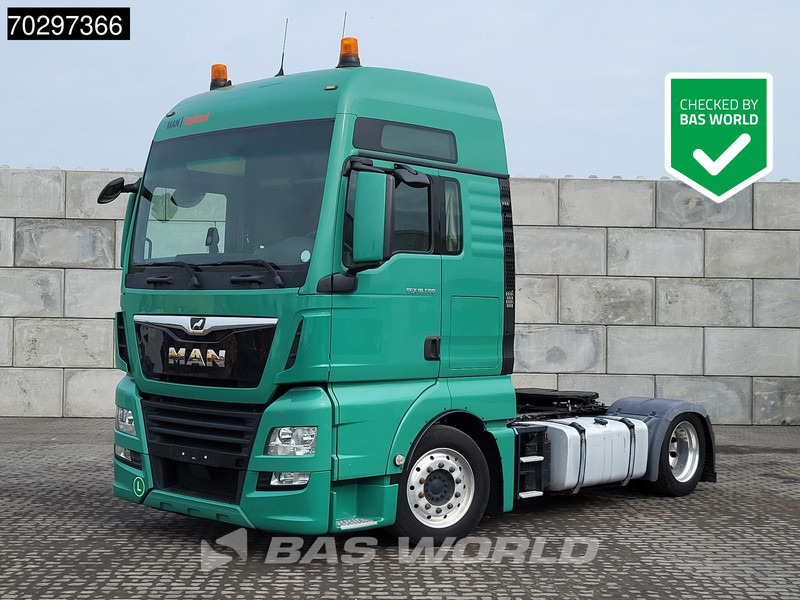 MAN TGX 18.500 TGX 4X2 Mega XXL Retarder 2xTanks ACC Euro 6 - Tractor: foto 1 MAN TGX 18.500 TGX 4X2 Mega XXL Retarder 2xTanks ACC Euro 6 - Tractor: foto 1