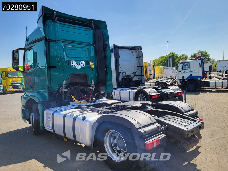 Mercedes-Benz Actros 1843 Actros 4X2 StreamSpace Euro 6 - Tractor: foto 2 Mercedes-Benz Actros 1843 Actros 4X2 StreamSpace Euro 6 - Tractor: foto 2