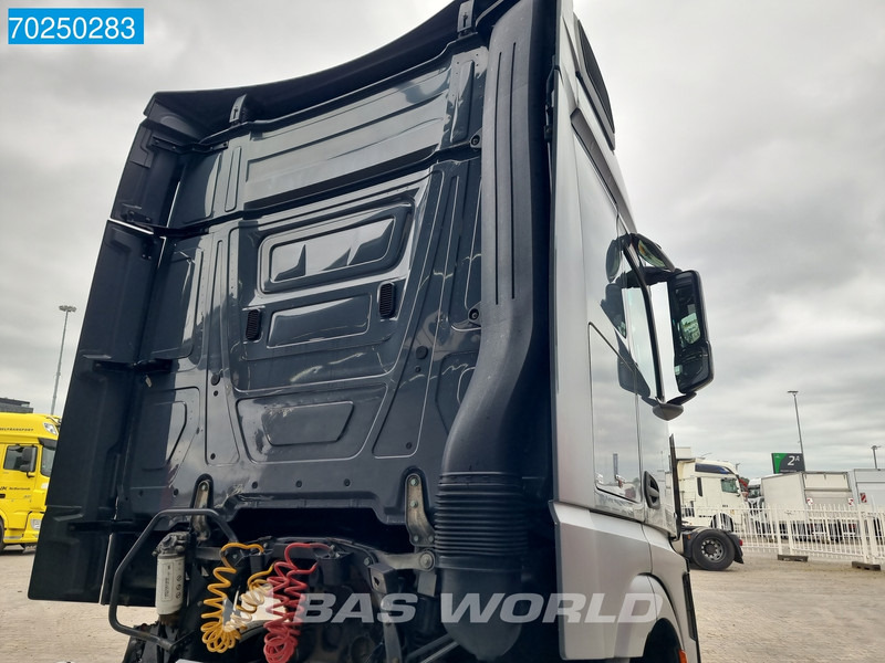Mercedes-Benz Actros 1845 4X2 StreamSpace 2x Tanks - Tractor: foto 3 Mercedes-Benz Actros 1845 4X2 StreamSpace 2x Tanks - Tractor: foto 3