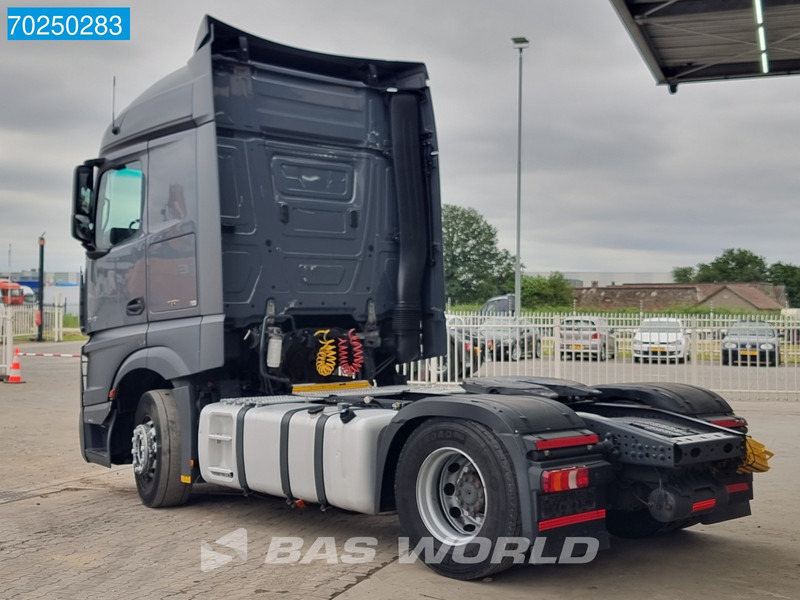 Mercedes-Benz Actros 1845 4X2 StreamSpace 2x Tanks - Tractor: foto 2 Mercedes-Benz Actros 1845 4X2 StreamSpace 2x Tanks - Tractor: foto 2