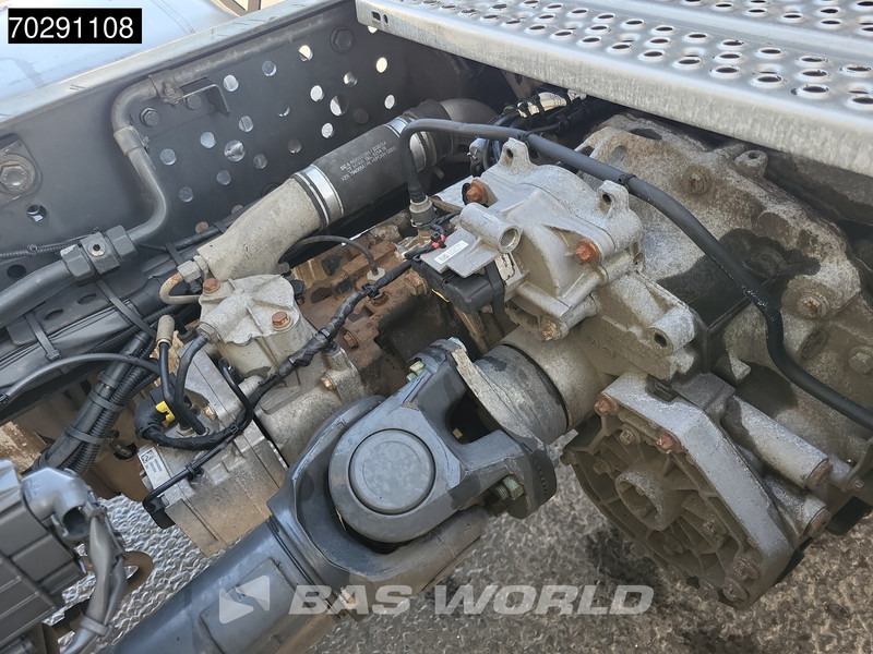 Locação financeira de Mercedes-Benz Actros 1845 4X2 StreamSpace Retarder 2xTanks Euro 6 Mercedes-Benz Actros 1845 4X2 StreamSpace Retarder 2xTanks Euro 6: foto 17