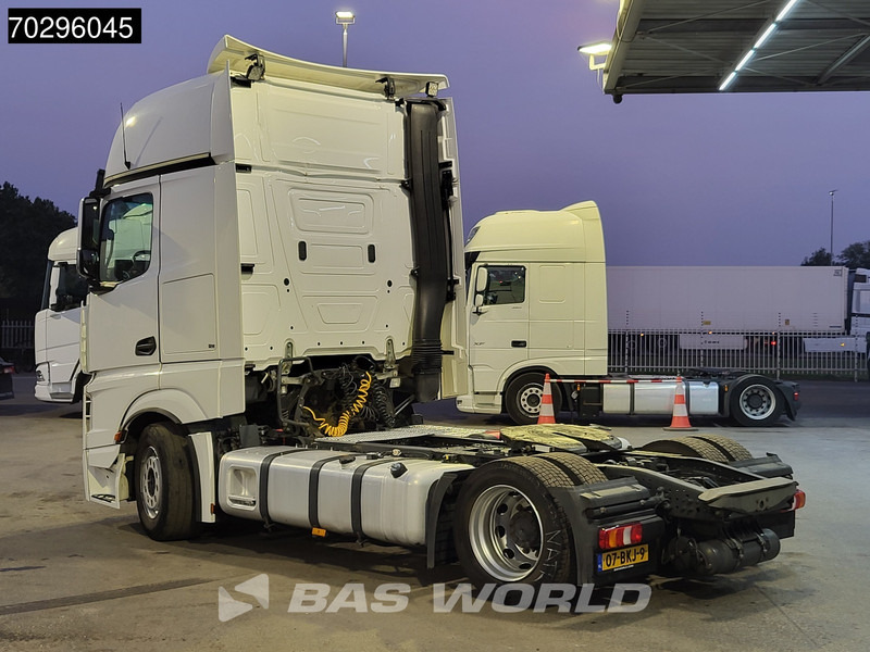 Mercedes-Benz Actros 1845 Actros 4X2 GigaSpace NL-Truck Mega 2xTanks Standklima ACC Euro 6 - Tractor: foto 2 Mercedes-Benz Actros 1845 Actros 4X2 GigaSpace NL-Truck Mega 2xTanks Standklima ACC Euro 6 - Tractor: foto 2
