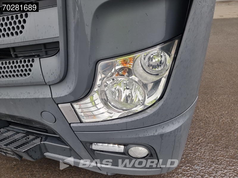 Tractor Mercedes-Benz Actros 1851 Actros 4X2 BigSpace 2x Tanks: foto 9