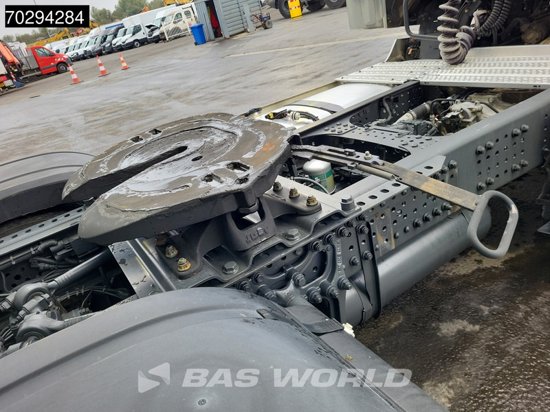 Tractor Mercedes-Benz Actros 1851 Actros 4X2 BigSpace Retarder ACC Euro 6: foto 9 Tractor Mercedes-Benz Actros 1851 Actros 4X2 BigSpace Retarder ACC Euro 6: foto 9