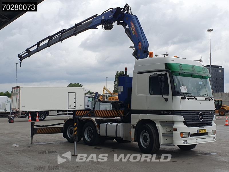 Mercedes-Benz Actros 2543 Actros 6X2 NL-Truck Liftachse 3-Pedals Kran PM 40 SP Euro 3 - Tractor: foto 3 Mercedes-Benz Actros 2543 Actros 6X2 NL-Truck Liftachse 3-Pedals Kran PM 40 SP Euro 3 - Tractor: foto 3