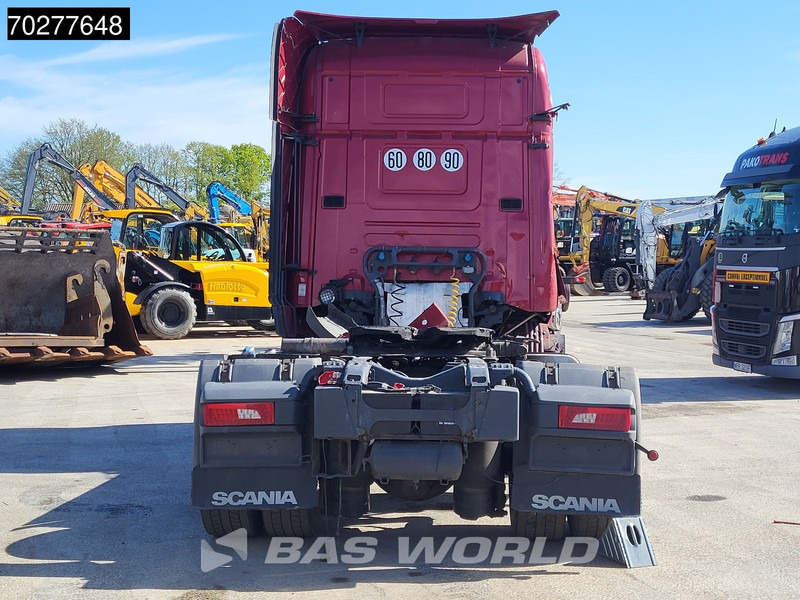 Scania R520 4X2 DAMAGED! Retarder Full-Air Standklima ACC Hydrauliek Euro 6 - Tractor: foto 3 Scania R520 4X2 DAMAGED! Retarder Full-Air Standklima ACC Hydrauliek Euro 6 - Tractor: foto 3