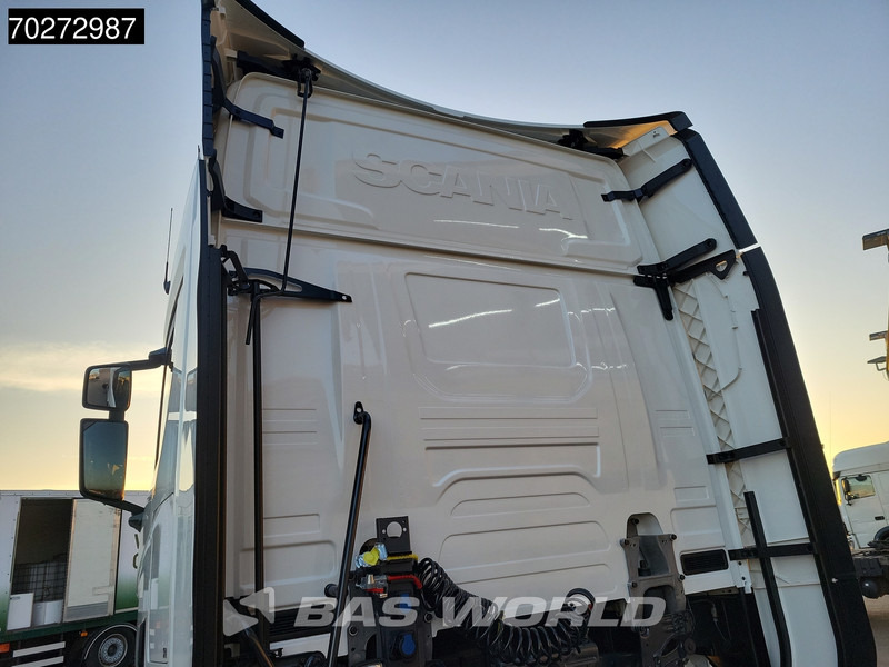Scania S460 4X2 NEW! Retarder ACC Navi Standklima 2X Tanks - Tractor: foto 3 Scania S460 4X2 NEW! Retarder ACC Navi Standklima 2X Tanks - Tractor: foto 3