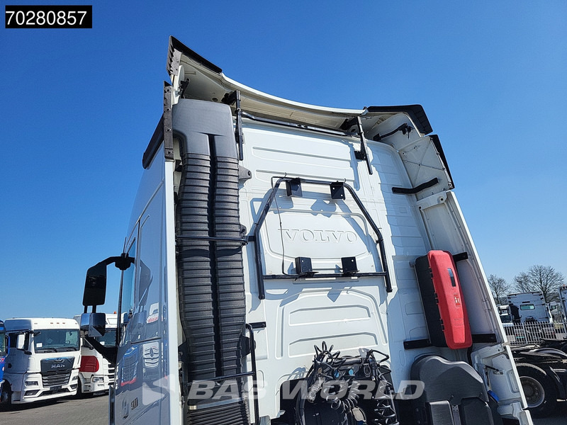 Volvo FH 500 4X2 Mega VEB+ 2x Tanks I-ParkCool Navi Xenon - Tractor: foto 5 Volvo FH 500 4X2 Mega VEB+ 2x Tanks I-ParkCool Navi Xenon - Tractor: foto 5