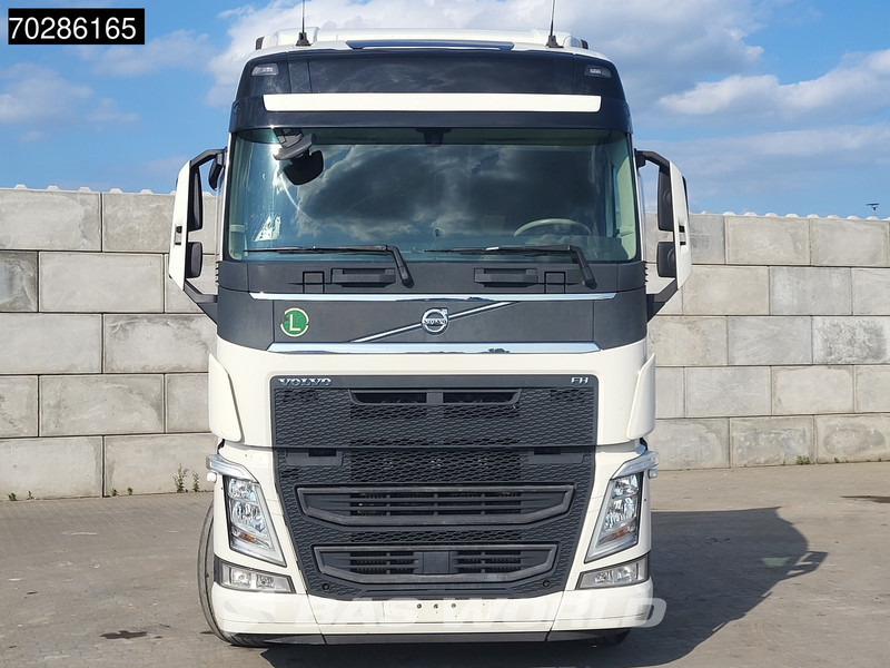 Tractor Volvo FH 540 4X2 2x Tanks I-Park Cool ACC Euro 6: foto 6
