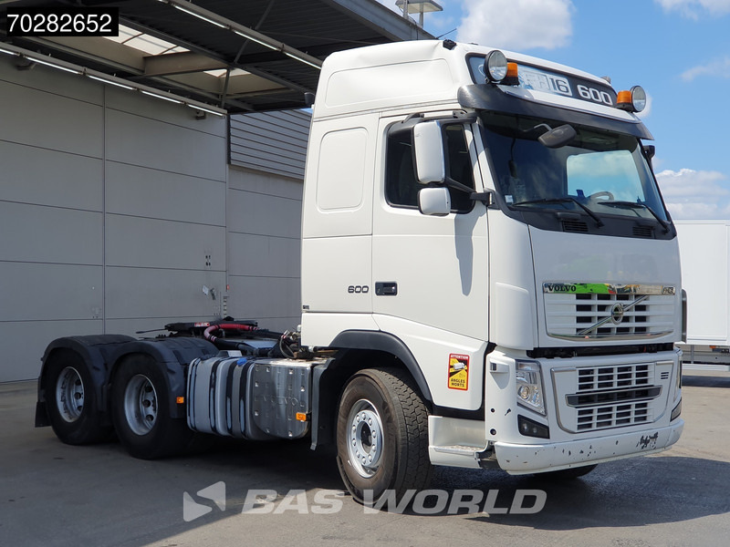Volvo FH16 600 FH16 6X4 Retarder VEB+ 2x Tanks Hydraulik Euro 5 - Tractor: foto 3 Volvo FH16 600 FH16 6X4 Retarder VEB+ 2x Tanks Hydraulik Euro 5 - Tractor: foto 3