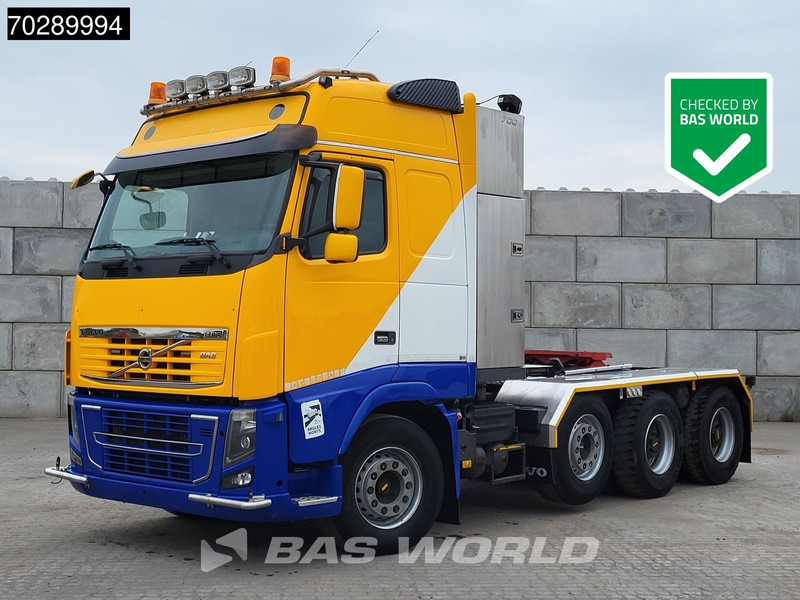 Volvo FH16 700 FH16 8X4 90T! Retarder Big-Axle Lift+Lenkachse Euro 5 - Tractor: foto 1 Volvo FH16 700 FH16 8X4 90T! Retarder Big-Axle Lift+Lenkachse Euro 5 - Tractor: foto 1