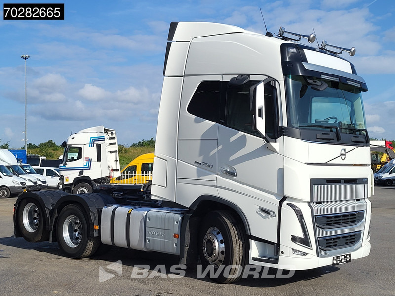 Volvo FH16 750 FH16 6X6 X-Track Liftachse Full-Air VDS VEB+ Alcoa's ACC LED Alcoa's - Tractor: foto 3 Volvo FH16 750 FH16 6X6 X-Track Liftachse Full-Air VDS VEB+ Alcoa's ACC LED Alcoa's - Tractor: foto 3