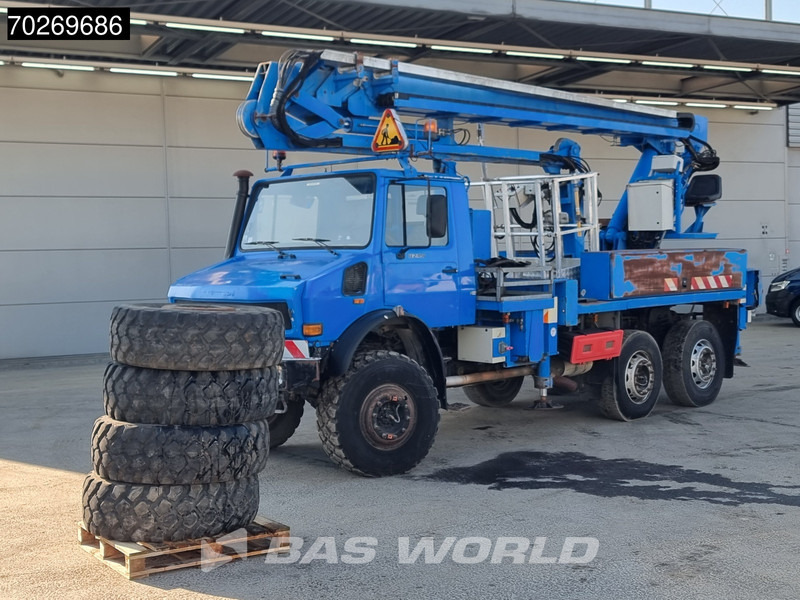 Camião grua Unimog U2450L 6X6 Unimog Engin EGI TP 226 hubarbeitsbühne Manual Euro 2: foto 7