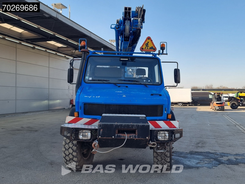 Camião grua Unimog U2450L 6X6 Unimog Engin EGI TP 226 hubarbeitsbühne Manual Euro 2: foto 12
