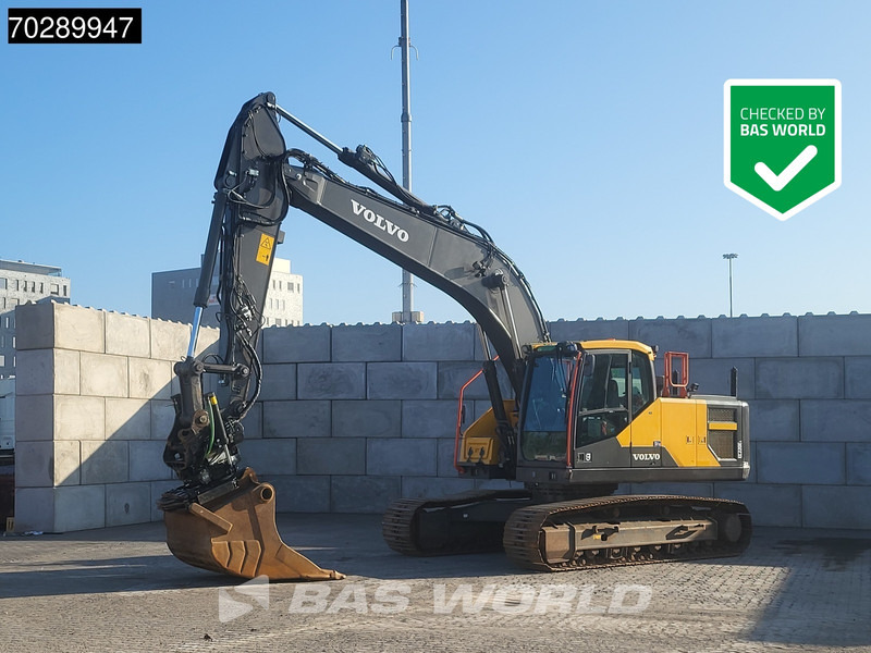 Volvo EC220 E L LEICA GPS - STEELWRIST - Escavadora de rastos: foto 1 Volvo EC220 E L LEICA GPS - STEELWRIST - Escavadora de rastos: foto 1