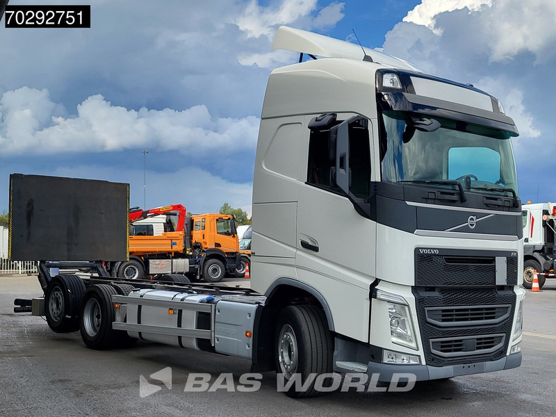 Volvo FH 460 FH 6X2 2000kg Ladebordwand Xenon DynamicSteering Automatic ACC Euro 6 - Camião chassi: foto 3 Volvo FH 460 FH 6X2 2000kg Ladebordwand Xenon DynamicSteering Automatic ACC Euro 6 - Camião chassi: foto 3
