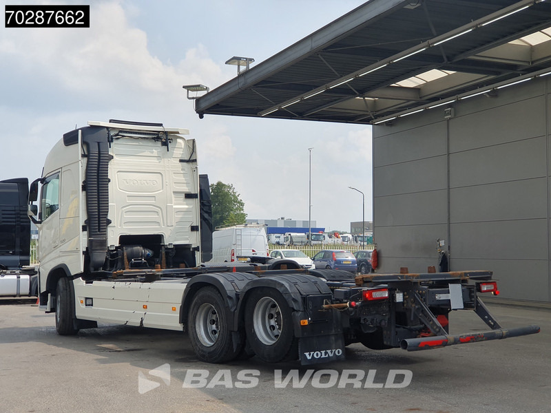 Volvo FH 500 FH 6X2 BDF Liftaxle Automatic Xenon Navi ACC Euro 6 - Camião transportador de contêineres/ Caixa móvel: foto 2 Volvo FH 500 FH 6X2 BDF Liftaxle Automatic Xenon Navi ACC Euro 6 - Camião transportador de contêineres/ Caixa móvel: foto 2