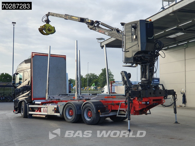 Volvo FH16 750 FH16 6X4 HIAB E96S 79 wood crane Retarder Dynamic-Steering Big-Axle Euro 6 - Camião de transporte de madeira, Camião grua: foto 2 Volvo FH16 750 FH16 6X4 HIAB E96S 79 wood crane Retarder Dynamic-Steering Big-Axle Euro 6 - Camião de transporte de madeira, Camião grua: foto 2