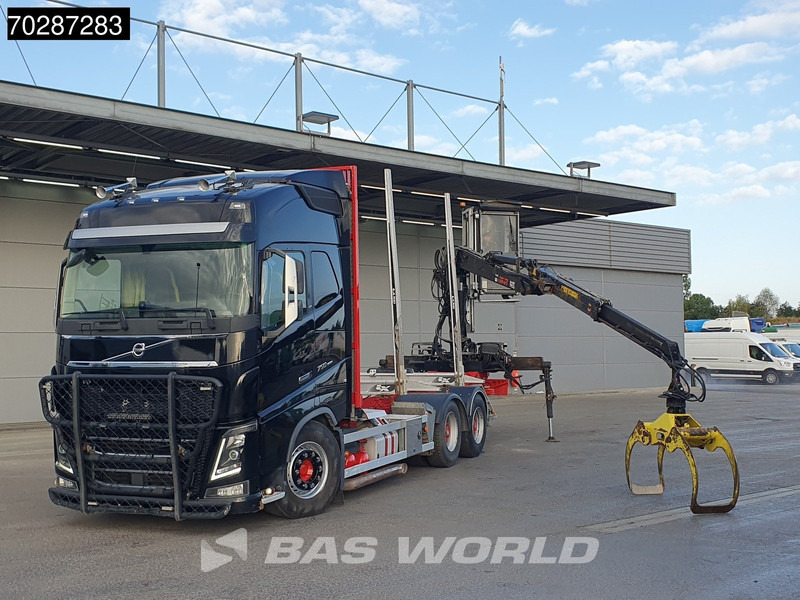 Volvo FH16 750 FH16 6X4 HIAB E96S 79 wood crane Retarder Dynamic-Steering Big-Axle Euro 6 - Camião de transporte de madeira, Camião grua: foto 5 Volvo FH16 750 FH16 6X4 HIAB E96S 79 wood crane Retarder Dynamic-Steering Big-Axle Euro 6 - Camião de transporte de madeira, Camião grua: foto 5