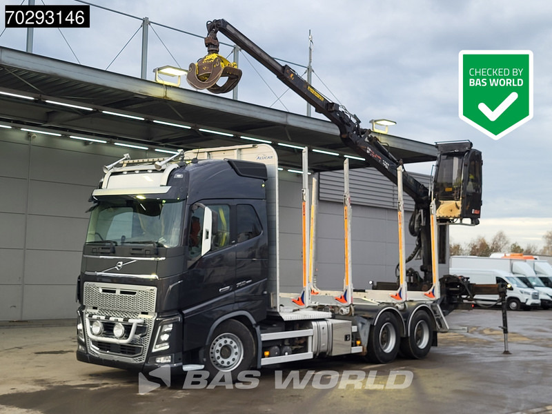 Volvo FH16 750 FH16 6X4 HIAB LOGLIFT F108S 83 Wood crane Retarder VEB+ Big-Axle Euro 6 - Camião de transporte de madeira, Camião grua: foto 1 Volvo FH16 750 FH16 6X4 HIAB LOGLIFT F108S 83 Wood crane Retarder VEB+ Big-Axle Euro 6 - Camião de transporte de madeira, Camião grua: foto 1